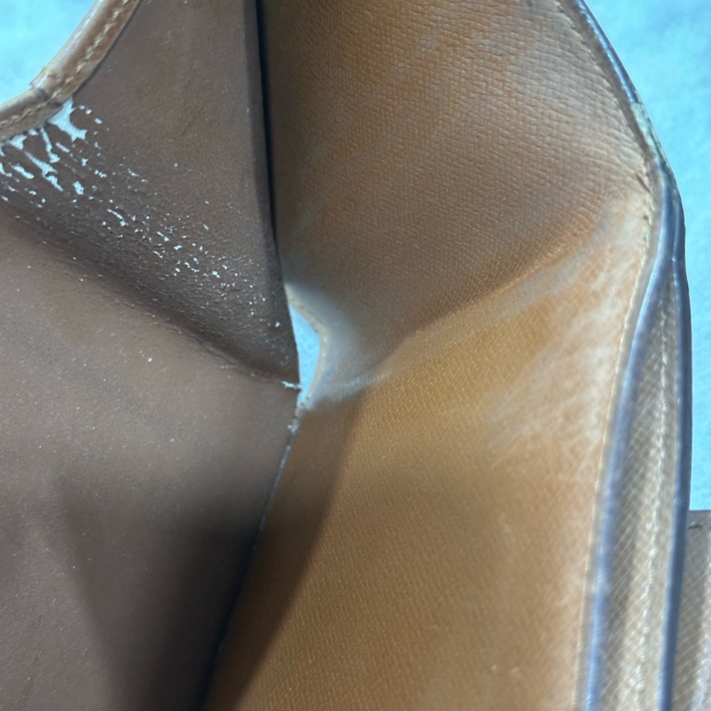 Louis Vuitton Elise Vintage Wallet - Picture 7 of 10